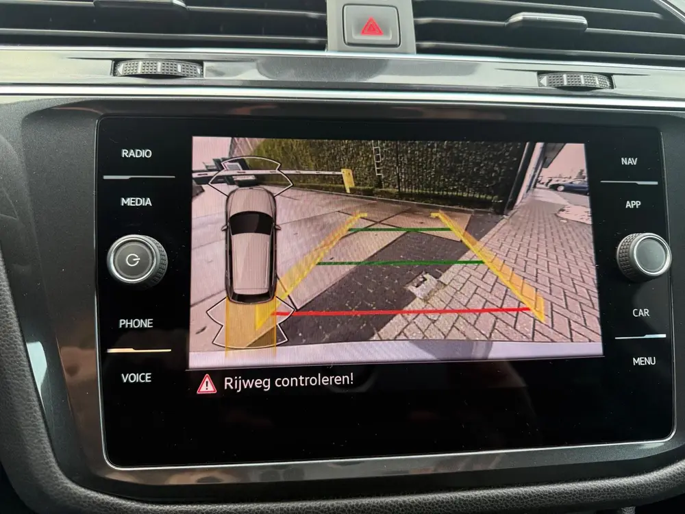 Volkswagen Tiguan 1.5 TSI Business_Line_AUTOMAAT_NAVI__ELEC uit 2023, foto 17