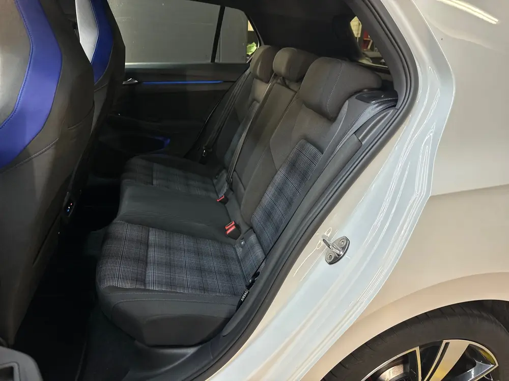 Volkswagen Golf 1.4 eHybrid GTE Pano|Camera|HuD|IQ|Trekhaak uit 2021, foto 17