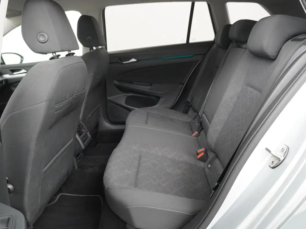 Volkswagen Golf Variant 1.0 eTSI Life Business - Navigatie uit 2021, foto 10