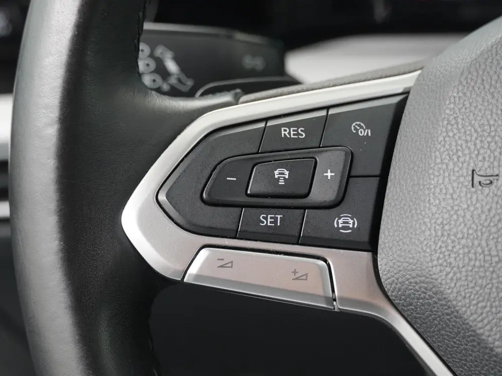 Volkswagen Golf Variant 1.0 eTSI Life Business - Navigatie uit 2021, foto 18
