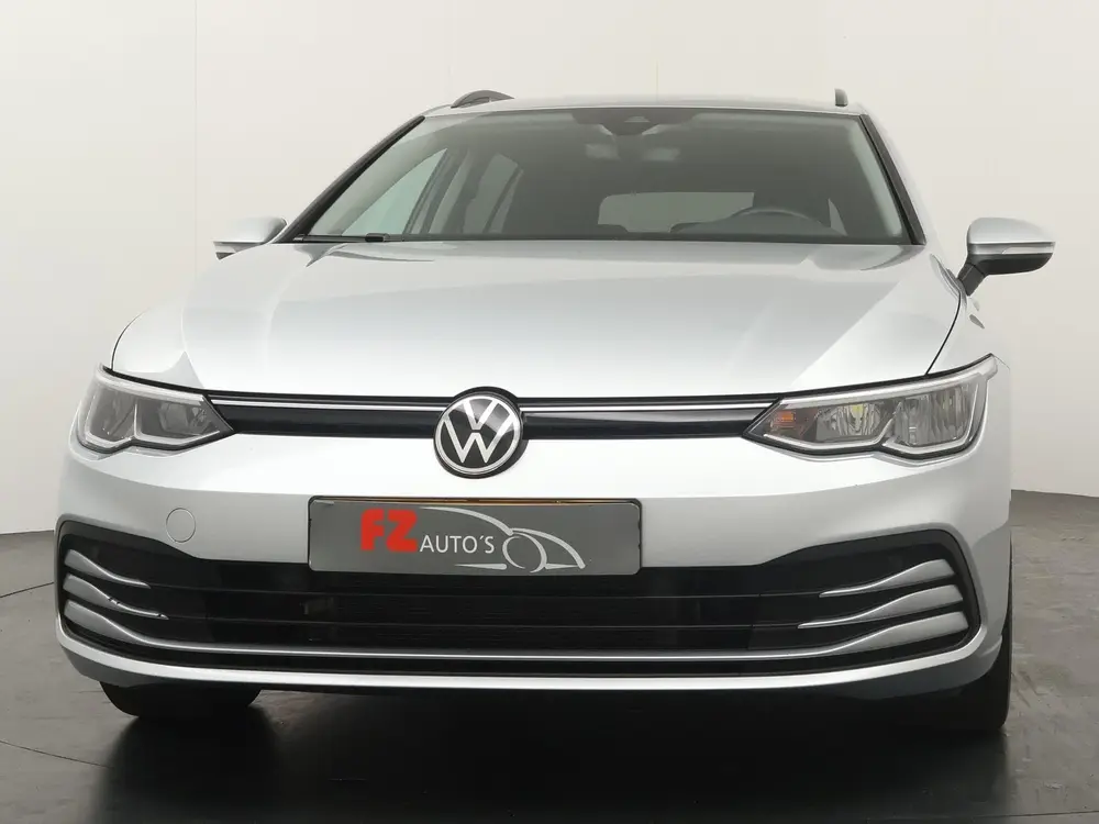 Volkswagen Golf Variant 1.0 eTSI Life Business - Navigatie uit 2021, foto 8