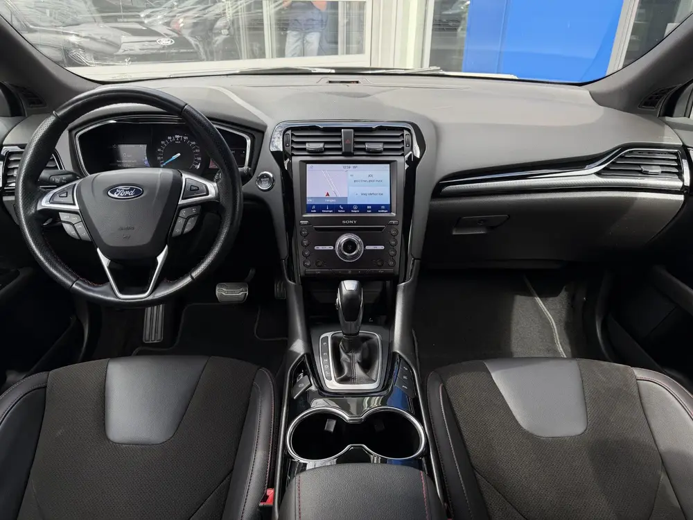 Ford Mondeo 2.0 IVCT HEV ST-Line uit 2021, foto 2