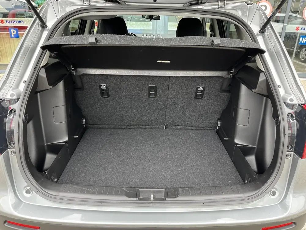 Suzuki Vitara 1.0 Boosterjet Select Automaat | All season Ba uit 2019, foto 16