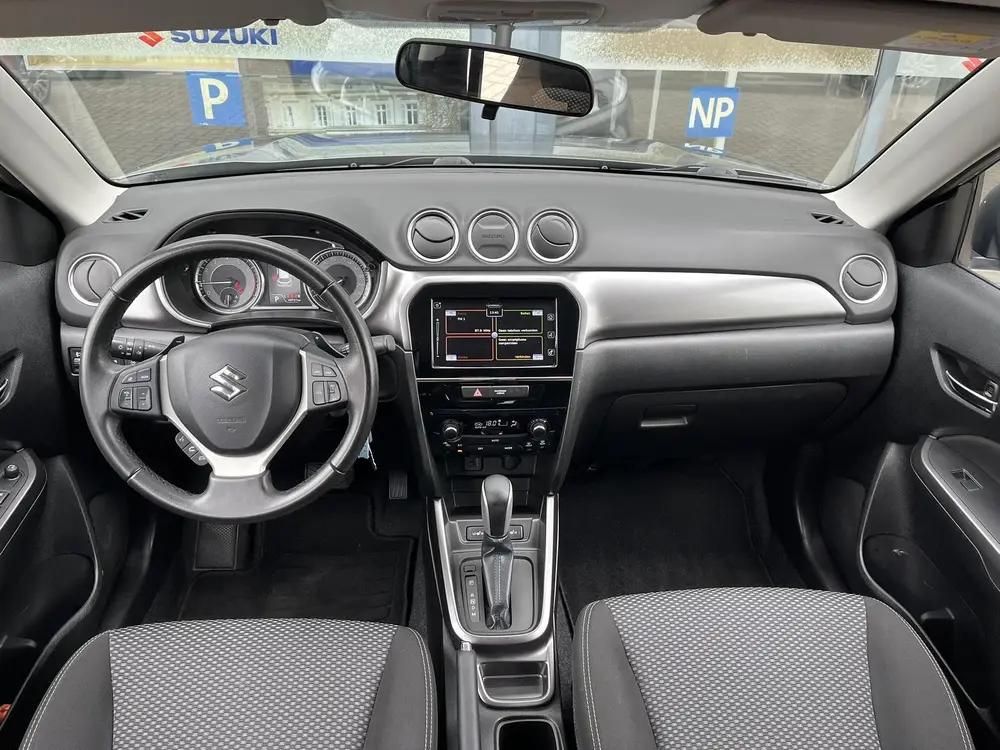 Suzuki Vitara 1.0 Boosterjet Select Automaat | All season Ba uit 2019, foto 2