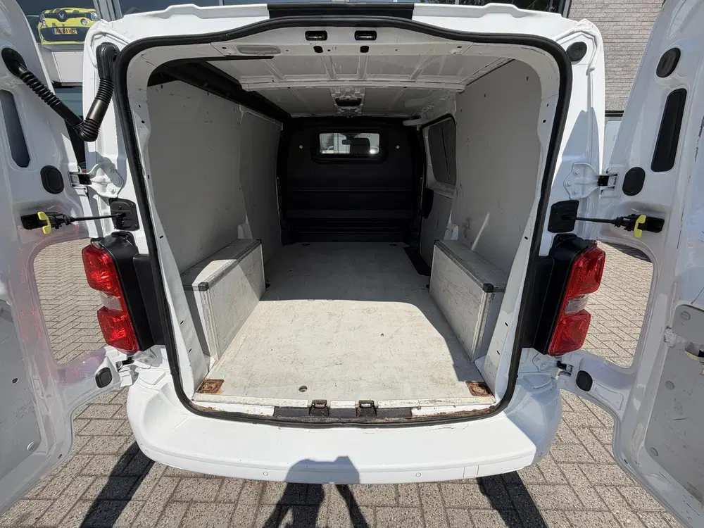 Citroën Jumpy Citroen Jumpy 2.0 BlueHDI 120 M Driver uit 2021, foto 4