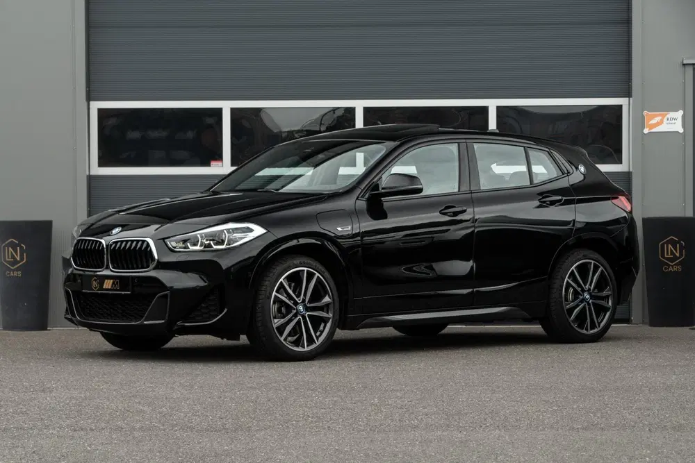 BMW X2 xDrive25e M-sport uit 2022