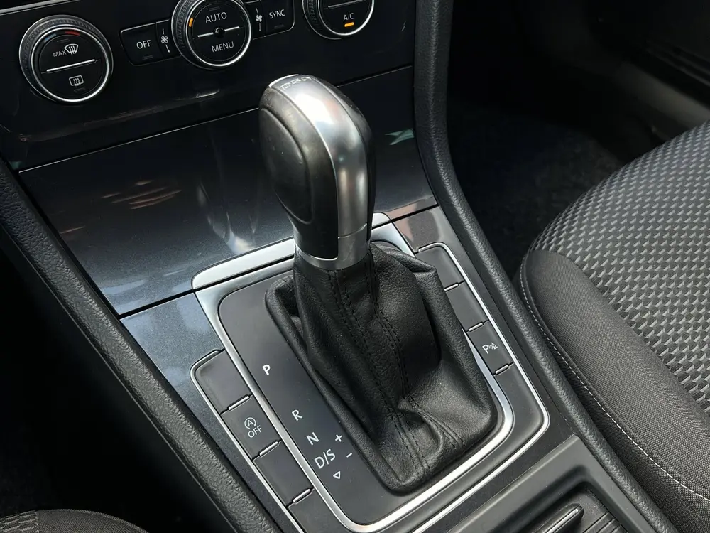 Volkswagen Golf 1.0 TSI automaat|Carplay|Clima|Cruise|PDC uit 2019, foto 13