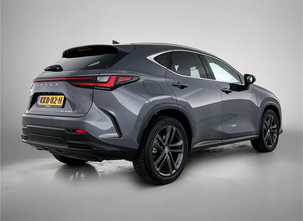 Lexus NX 450h+ AWD Luxury Line uit 2023, foto 2