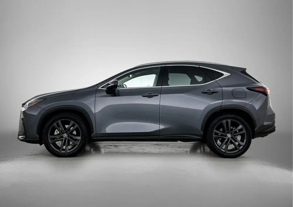 Lexus NX 450h+ AWD Luxury Line uit 2023, foto 3