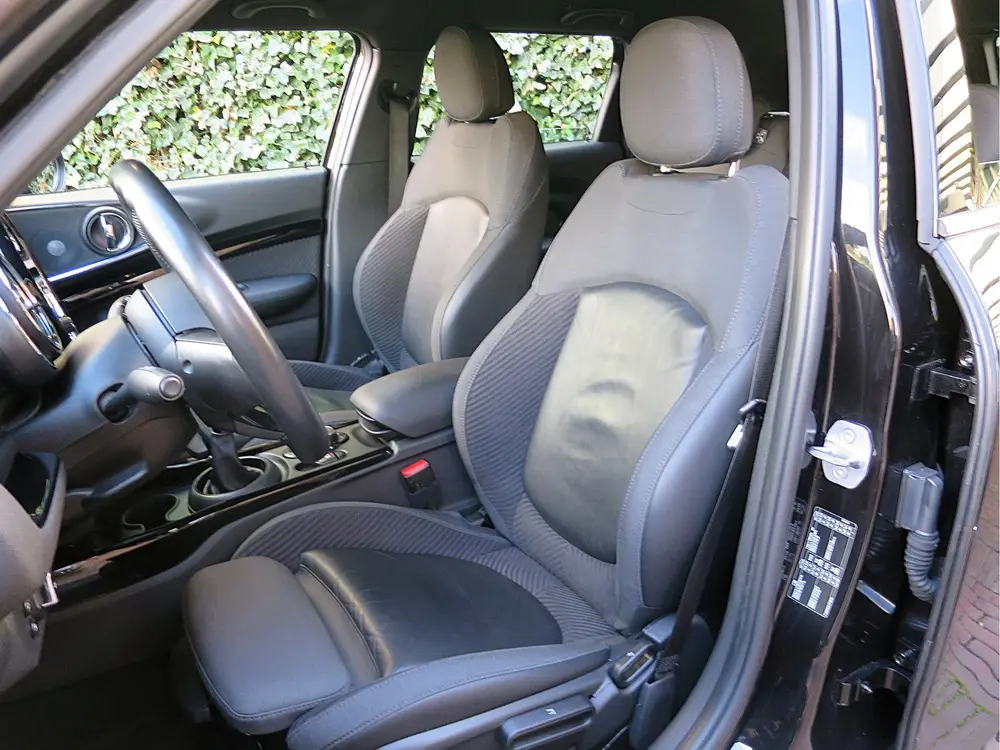 Mini Clubman 1.5 Cooper Chili Business Ed. F54 NL-auto uit 2019, foto 3