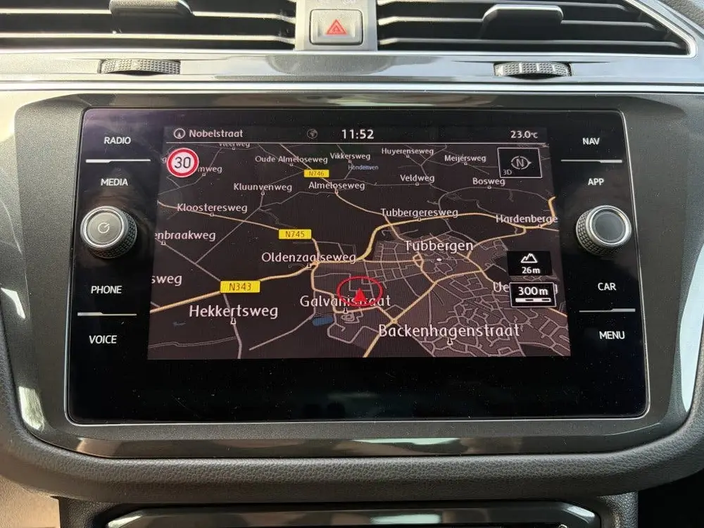 Volkswagen Tiguan 1.5 TSI Highl. Bus R-line|achteruitrijcame uit 2019, foto 5