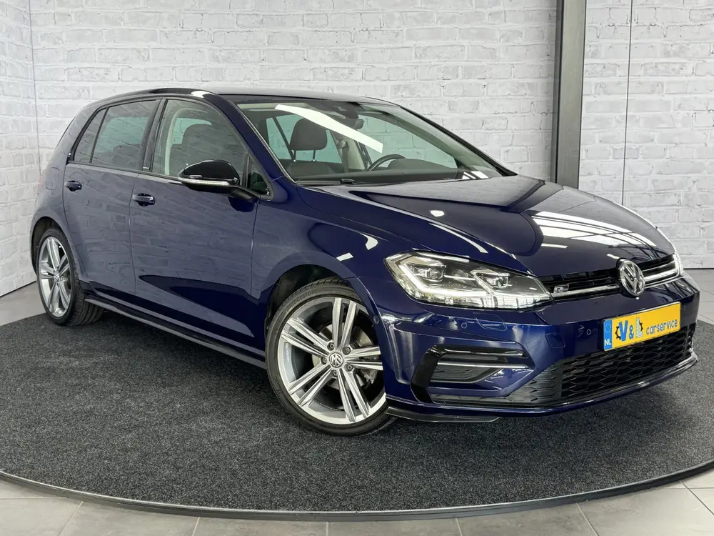 Volkswagen Golf 1.0 TSI Highline ACC Navigatie Stoelverwarmi uit 2019