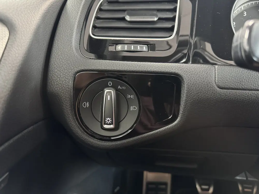 Volkswagen Golf 1.0 TSI Highline ACC Navigatie Stoelverwarmi uit 2019, foto 17
