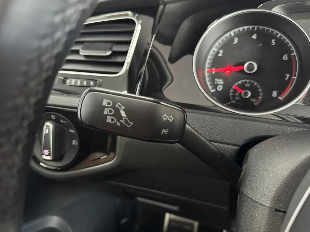 Volkswagen Golf 1.0 TSI Highline ACC Navigatie Stoelverwarmi uit 2019, foto 20