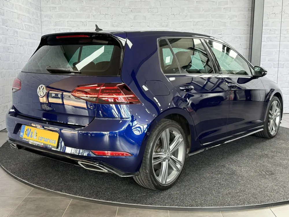 Volkswagen Golf 1.0 TSI Highline ACC Navigatie Stoelverwarmi uit 2019, foto 6