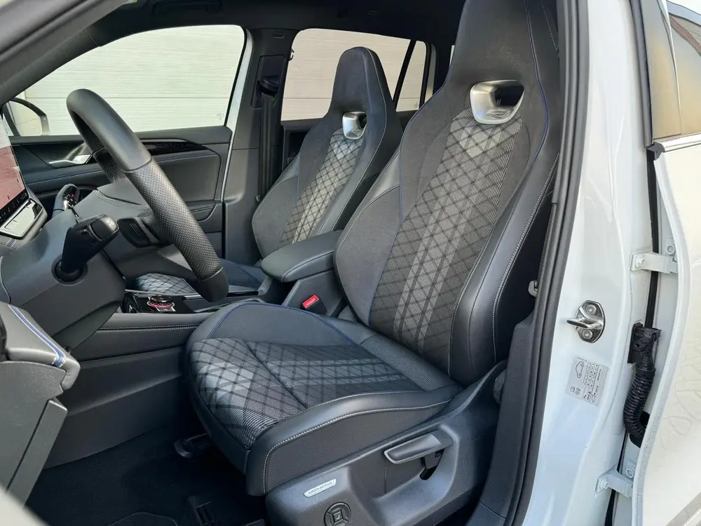 Volkswagen Tiguan 1.5 eTSI R-Line [Pano|HUD|H&K|StuurVW|Trek uit 2024, foto 11