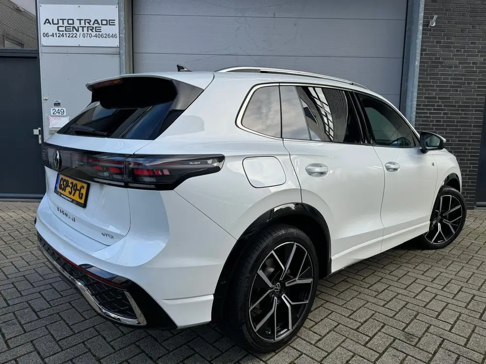 Volkswagen Tiguan 1.5 eTSI R-Line [Pano|HUD|H&K|StuurVW|Trek uit 2024, foto 4