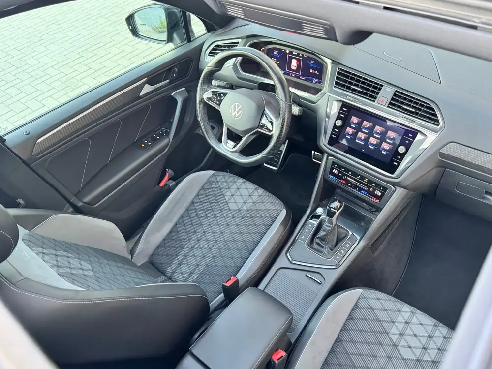 Volkswagen Tiguan 1.5 TSI ACT 150pk DSG 2020 Grijs HeadUp uit 2020, foto 20