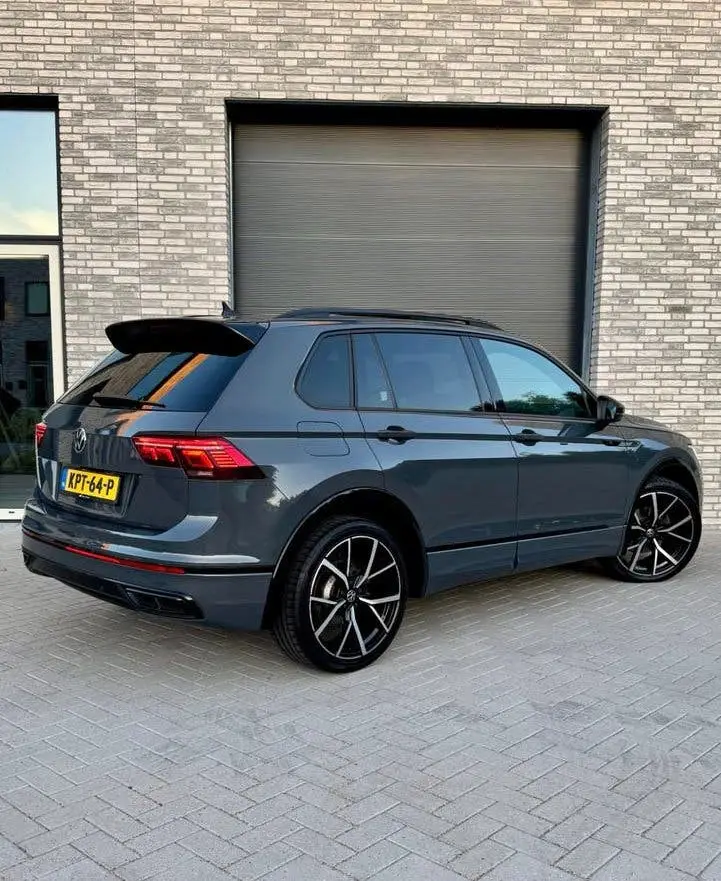 Volkswagen Tiguan 1.5 TSI ACT 150pk DSG 2020 Grijs HeadUp uit 2020, foto 4
