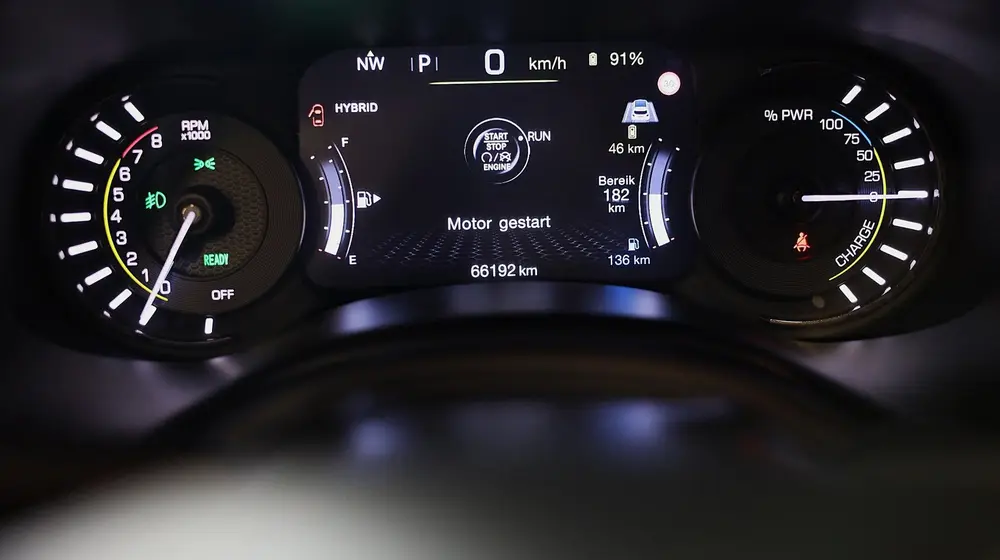 Jeep Renegade 4xe 240 Plug-in Hybrid Electric S uit 2021, foto 10