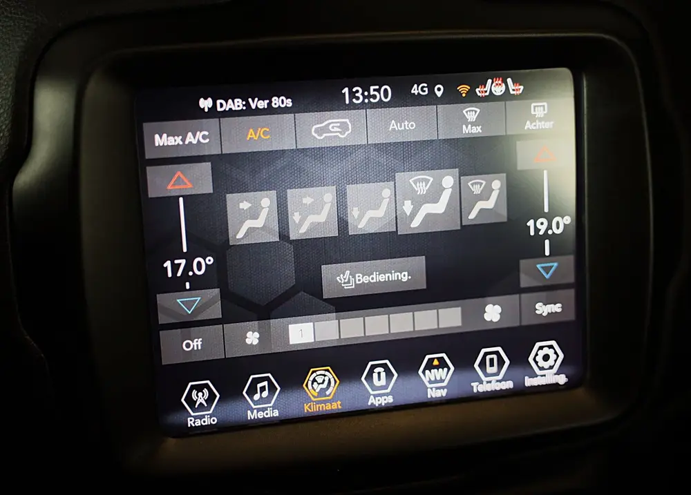 Jeep Renegade 4xe 240 Plug-in Hybrid Electric S uit 2021, foto 14
