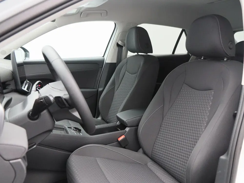 Volkswagen T-Roc Life First Edition 1.5 eTSI 116 PK | Trekha uit 2026, foto 18