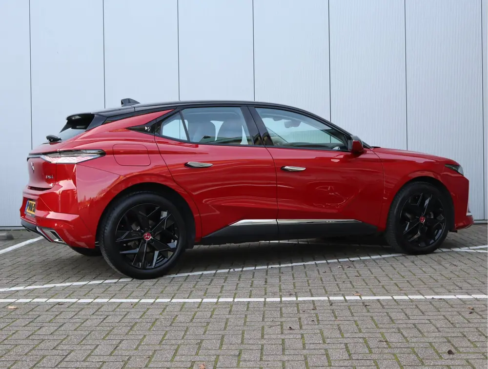 DS Automobiles DS 4 DS DS 4 1.2 PureTech Performance Line uit 2022, foto 5