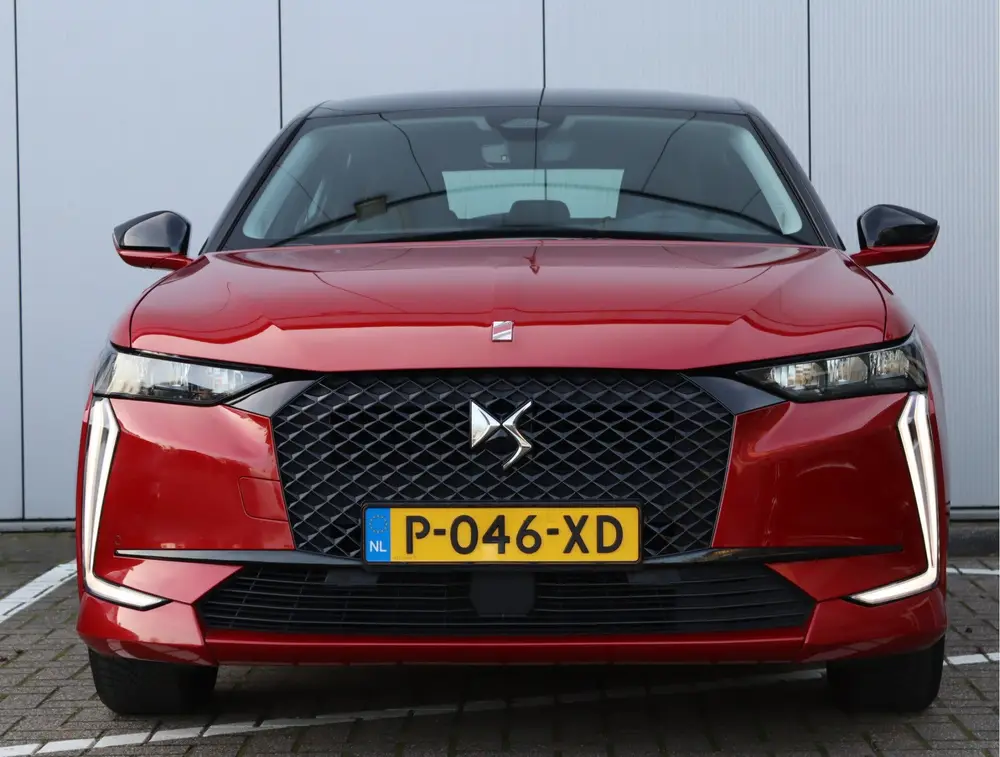 DS Automobiles DS 4 DS DS 4 1.2 PureTech Performance Line uit 2022, foto 6