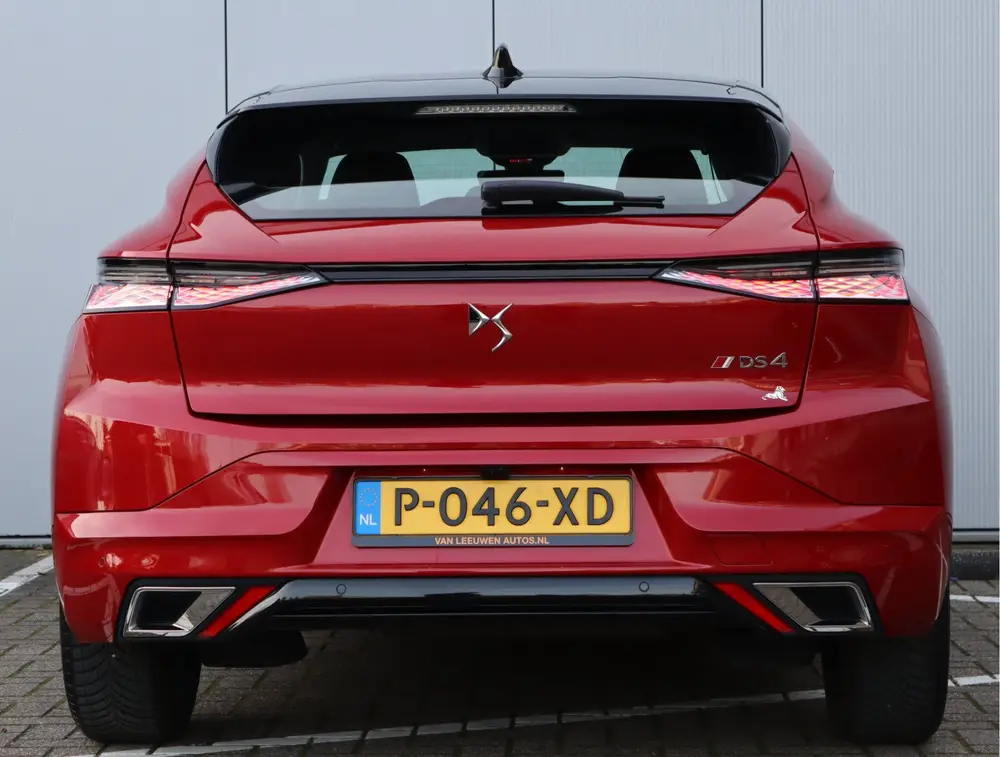 DS Automobiles DS 4 DS DS 4 1.2 PureTech Performance Line uit 2022, foto 7