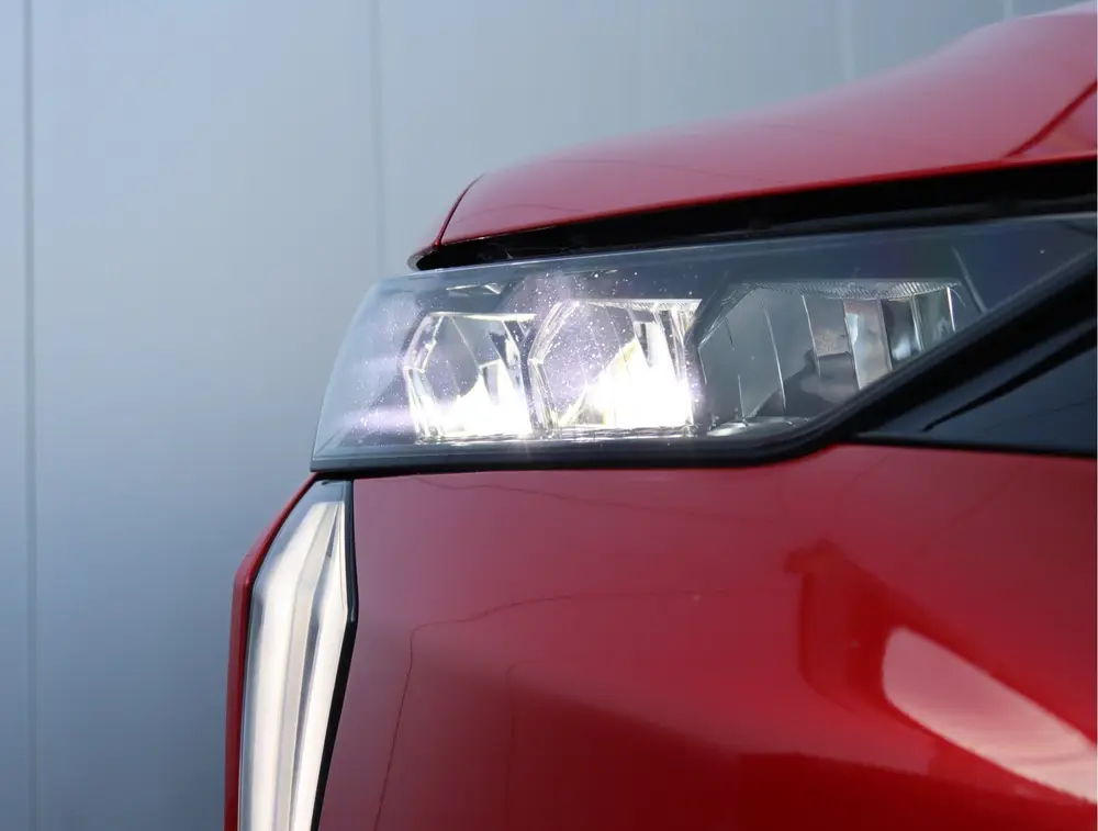 DS Automobiles DS 4 DS DS 4 1.2 PureTech Performance Line uit 2022, foto 8