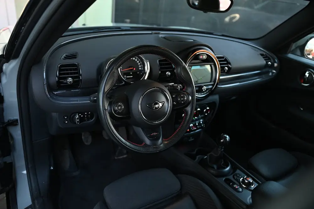 Mini Clubman Cooper Chili uit 2019, foto 13