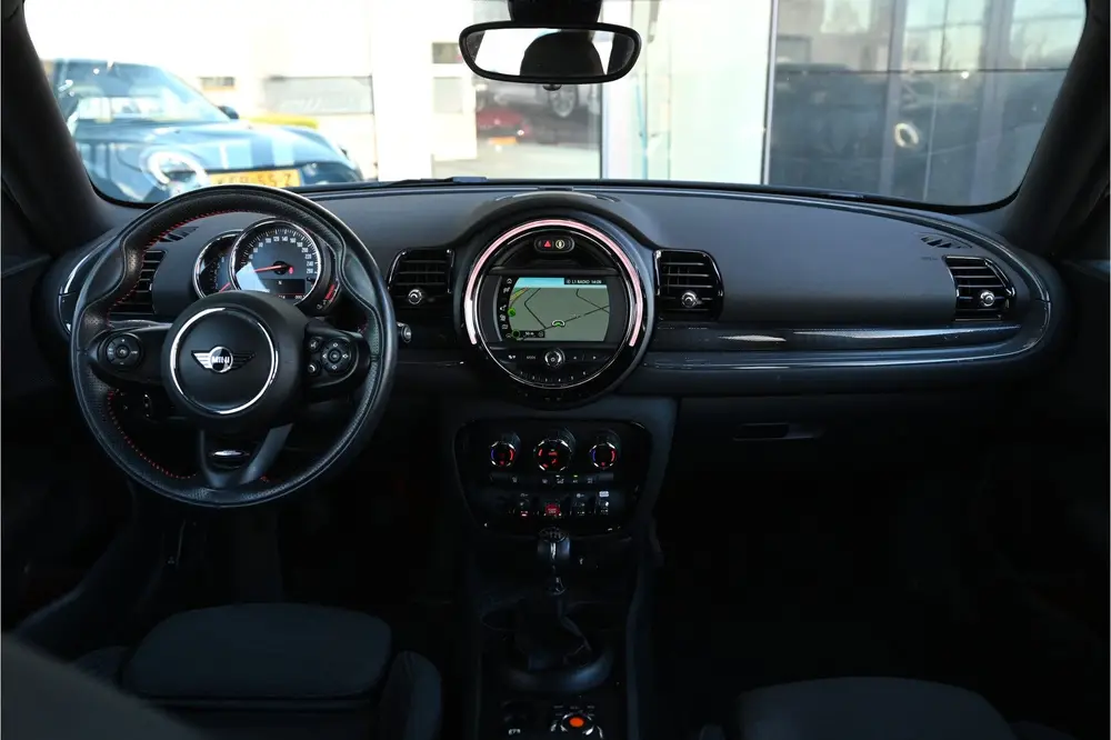 Mini Clubman Cooper Chili uit 2019, foto 4