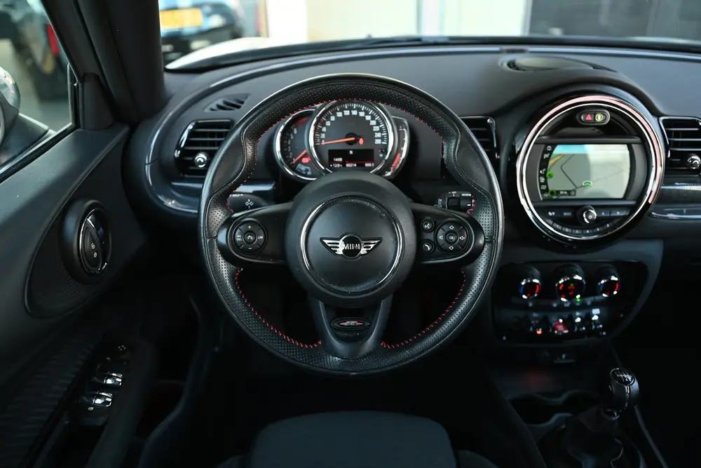 Mini Clubman Cooper Chili uit 2019, foto 6
