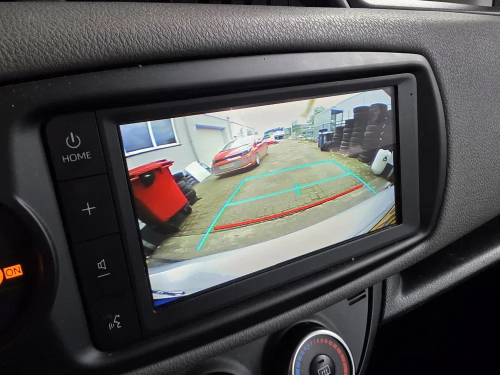 Toyota Yaris 1.0 VVT-i Connect uit 2020, foto 16