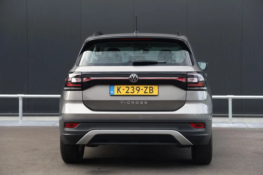 Volkswagen T-Cross 1.0 TSI 95pk Life Navigatie Airco Adaptie uit 2021, foto 10