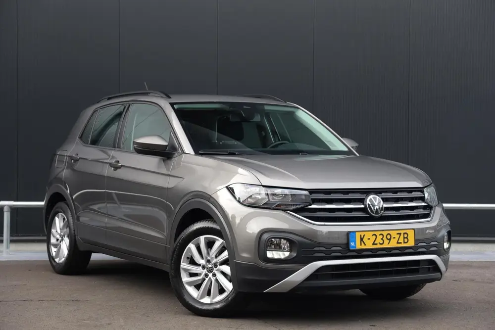 Volkswagen T-Cross 1.0 TSI 95pk Life Navigatie Airco Adaptie uit 2021, foto 18