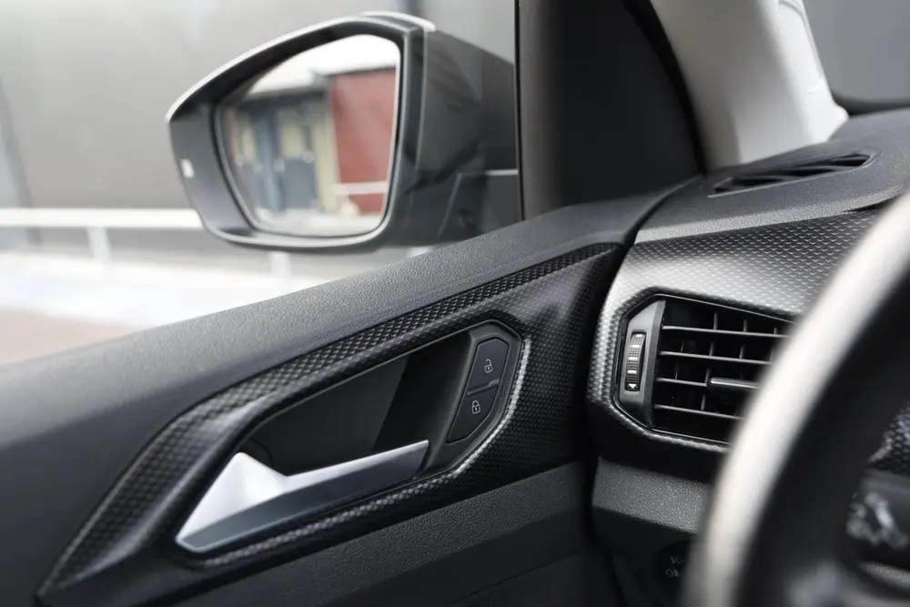 Volkswagen T-Cross 1.0 TSI 95pk Life Navigatie Airco Adaptie uit 2021, foto 19