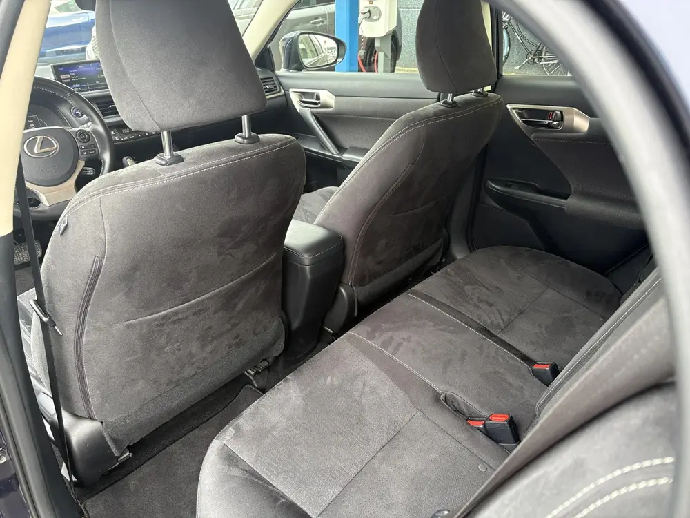 Lexus CT 200h Ultimate Edition 136pk | Achteruitrijcamera | uit 2021, foto 15