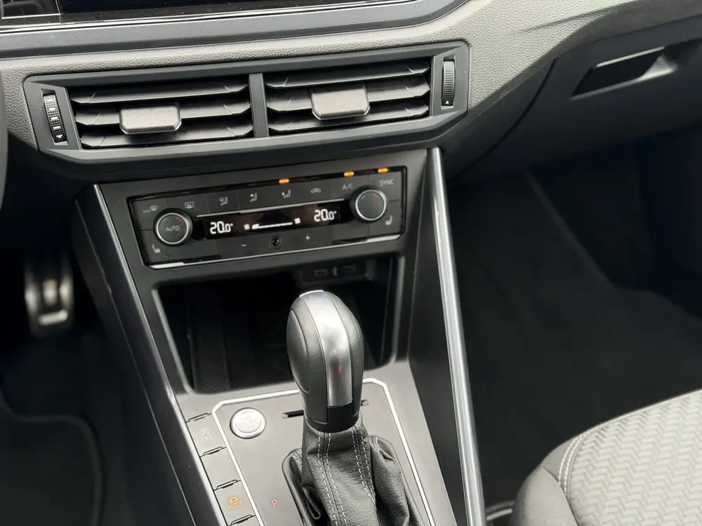 Volkswagen Polo 1.0 TSI DSG R-Line Highline | Virtual Cockpi uit 2021, foto 17