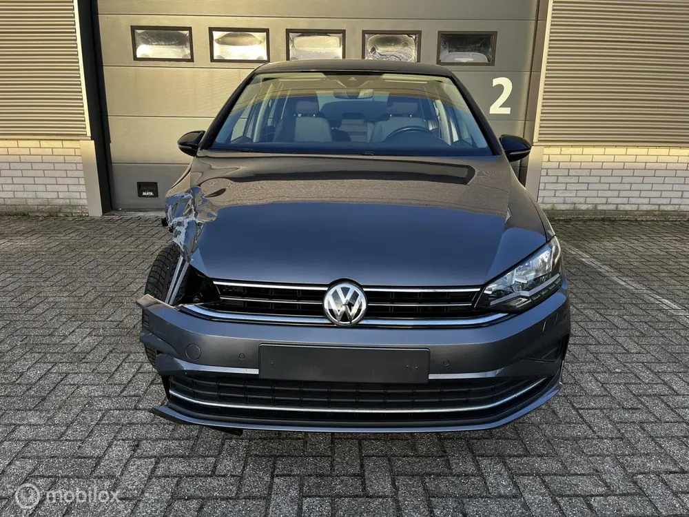 Volkswagen Golf Sportsvan 1.0 TSI AUTOMAAT/CRUISE/CAMERA/PDC uit 2019, foto 2