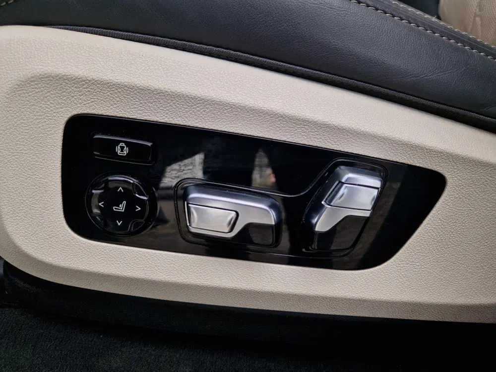 BMW X7 XDrive40d M Sport uit 2022, foto 13