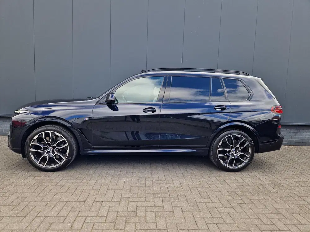 BMW X7 XDrive40d M Sport uit 2022, foto 2