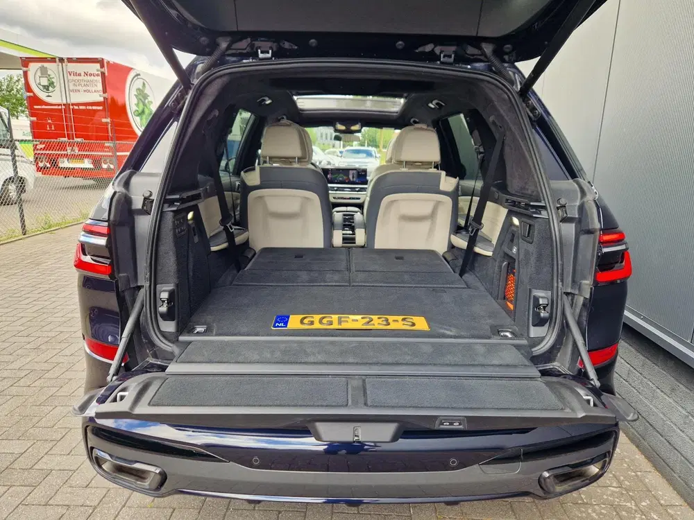 BMW X7 XDrive40d M Sport uit 2022, foto 7