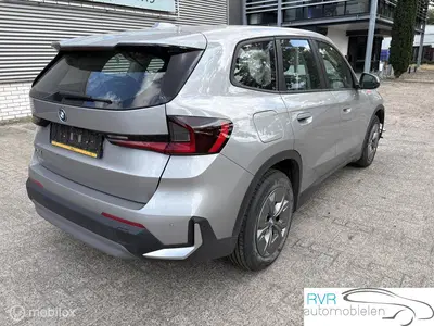 BMW iX1 eDrive20 67 kWh uit 2024
