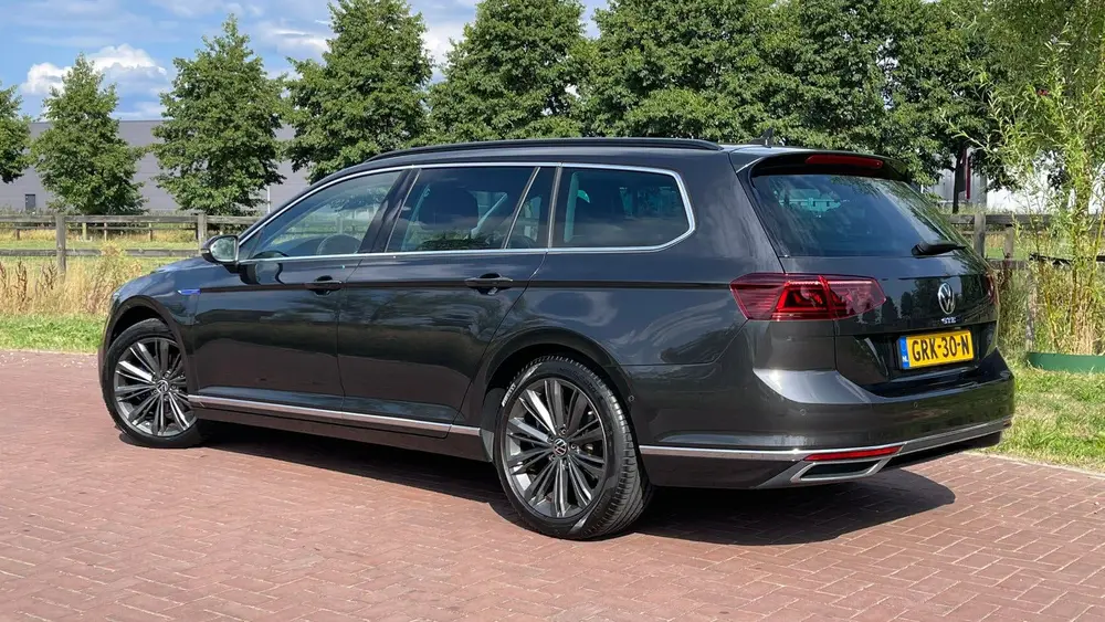 Volkswagen Passat Variant Passat 1.4 TSI Phev 218pk 6-DSG 2020 Grijs uit 2020, foto 7
