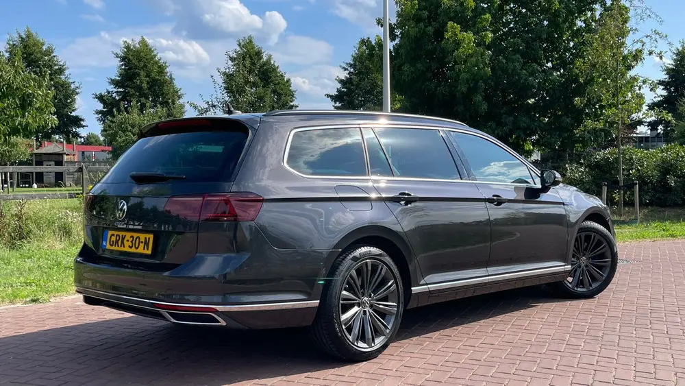 Volkswagen Passat Variant Passat 1.4 TSI Phev 218pk 6-DSG 2020 Grijs uit 2020, foto 9