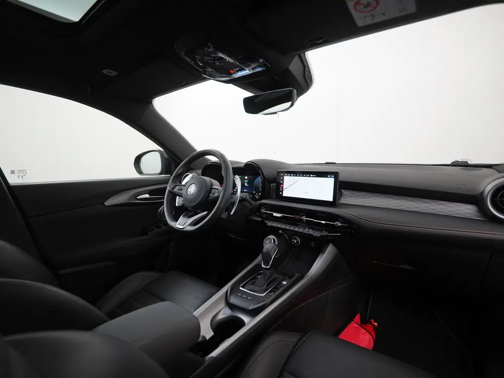 Alfa Romeo Tonale 1.3T PHEV 280pk Veloce uit 2025, foto 2