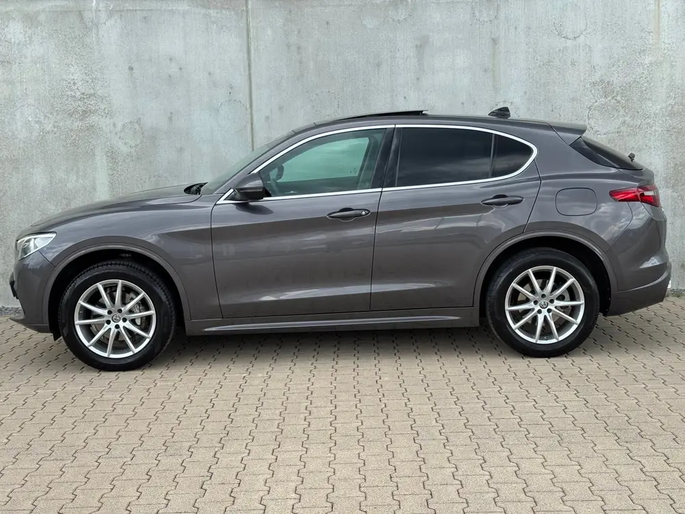 Alfa Romeo Stelvio 2.0 T AWD Ti Pano Navi Leer Trekhaak Adap uit 2020, foto 11