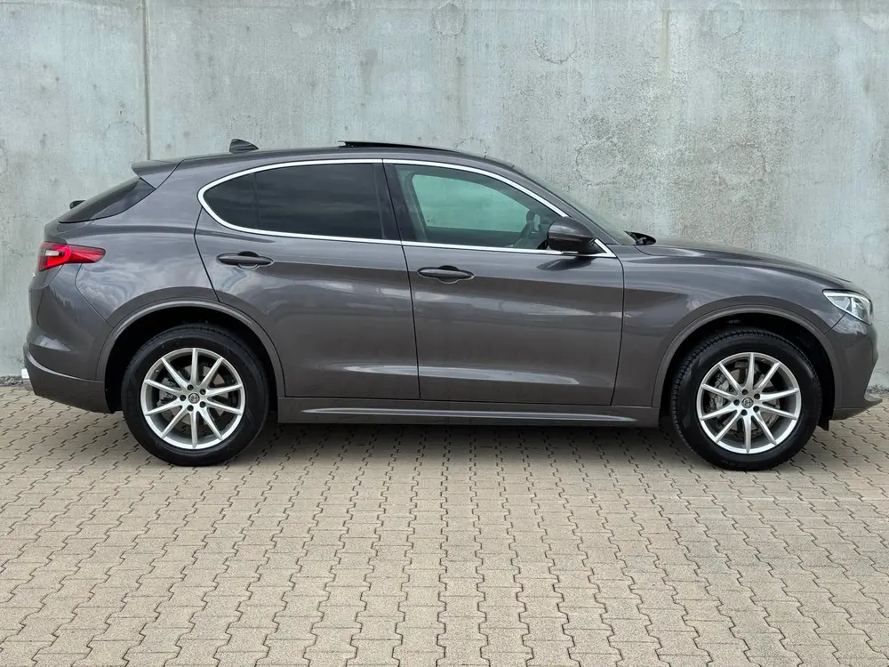 Alfa Romeo Stelvio 2.0 T AWD Ti Pano Navi Leer Trekhaak Adap uit 2020, foto 12