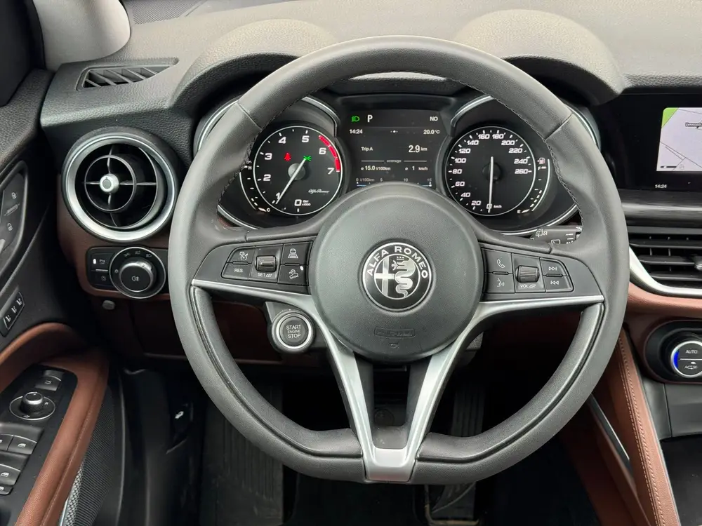 Alfa Romeo Stelvio 2.0 T AWD Ti Pano Navi Leer Trekhaak Adap uit 2020, foto 19